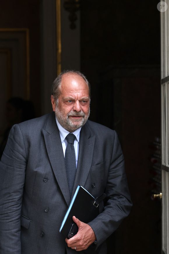 Nos confrères de "TV Mag" confient qu'Eric Dupont-Moretti 

Eric Dupont Moretti - Le Premier ministre fait une déclaration à la presse à l'issue d'une réunion avec les membres du gouvernement pour faire un point d'étape sur le déroulement des Jeux Olympiques, à l'hôtel de Matignon, Paris, le 31 juillet 2024. © Stéphane Lemouton / Bestimage