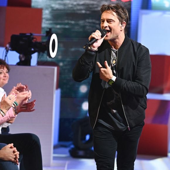 Exclusif - David Hallyday - Enregistrement de l'émission "Vivement Dimanche", présentée par M.Drucker et diffusée le 27 octobre sur France 3
© Guillaume Gaffiot / Bestimage