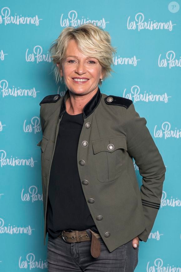 Animatrice emblématique de la télévision française, Sophie Davant a lancé sa propre chaîne Youtube.

Sophie Davant - Photocall de la première du spectacle "Les Parisiennes" aux Folies Bergères à Paris le 24 mai 2018. © Olivier Borde - Pierre Perusseau/Bestimage