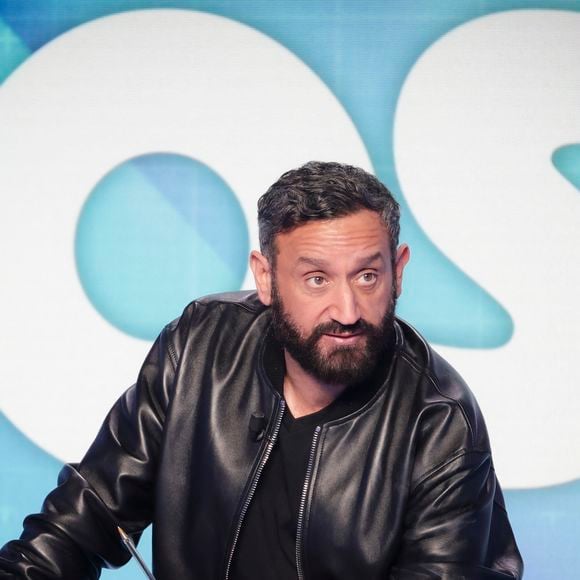 On le retrouvera tout de même dès la rentrée prochaine sur W9 dans une émission quotidienne, comme il l'avait annoncé lors de la dernière de TPMP, ainsi que sur Fun Radio. 

Exclusif - Cyril Hanouna - Plateau de la dernière émission "TPMP" présentée par C.Hanouna à Paris  le 26 mars 2025. Cyril Hanouna va désormais entamer une diète cathodique avant d'arriver chez M6 et reste en attendant sur Europe 1. © Jack Tribeca / Bestimage