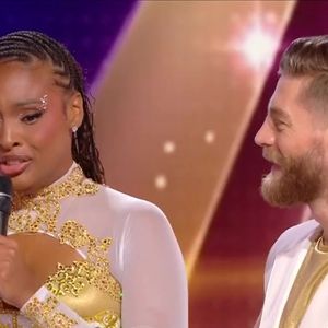 C'est finalement l'ex-Miss France qui a quitté l'aventure de TF1.

Angélique Angarni-Filopon lors du prime de "Danse avec les stars "du 13 mars 2026. Capture d'écran/TF1