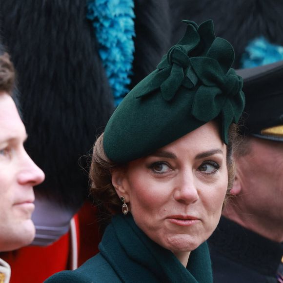 Catherine (Kate) Middleton, princesse de Galles, colonel des Irish Guards, visite le régiment lors du défilé de la Saint-Patrick à la caserne Wellington de Londres, Royaume Uni, le 17 mars 2025. © Ian Vogler/MirrorPix/Bestimage