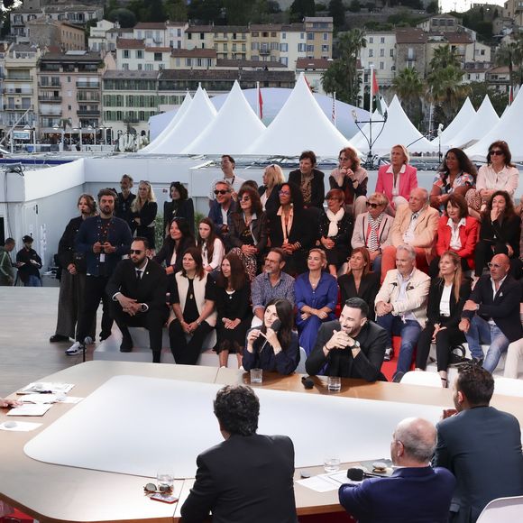 La rentrée s’annonce donc pleine de surprises et de nouveautés sur France 5.

Exclusif - Anne-Elisabeth Lemoine, Géraldine Nakache, Adil Rami - Plateau de l'émission "C à vous" lors du 78ème Festival International du Film de Cannes le 23 mai 2025. © Jack Tribeca / Bestimage