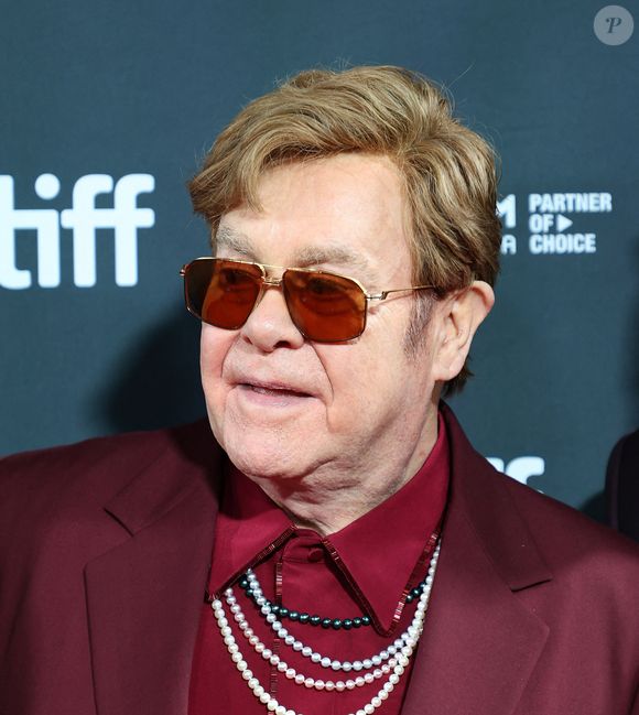 Depuis plus de 20 ans, les deux stars sont en froid en raison de critiques de la part du chanteur anglais

Elton John à la première de ''Elton John: Never Too Late'' à Toronto le 6 septembre 2024. (Credit Image: © Picjer/imageSPACE via ZUMA Press Wire)