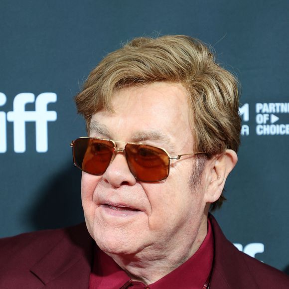 Depuis plus de 20 ans, les deux stars sont en froid en raison de critiques de la part du chanteur anglais

Elton John à la première de ''Elton John: Never Too Late'' à Toronto le 6 septembre 2024. (Credit Image: © Picjer/imageSPACE via ZUMA Press Wire)