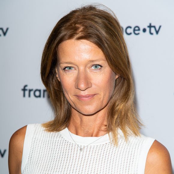 Carole Gaessler lors du photocall dans le cadre de la conférence de presse de France Télévisions au Pavillon Gabriel à Paris, France, le 24 août 2021. © Pierre Perusseau/Bestimage