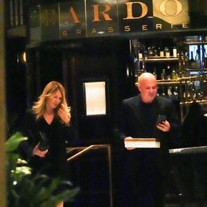 Exclusif - Andre Agassi et sa femme Steffi Graf à la sortie de la brasserie "Bardot" à Las Vegas, le 27 avril 2022. (Backgrid USA / Bestimage).