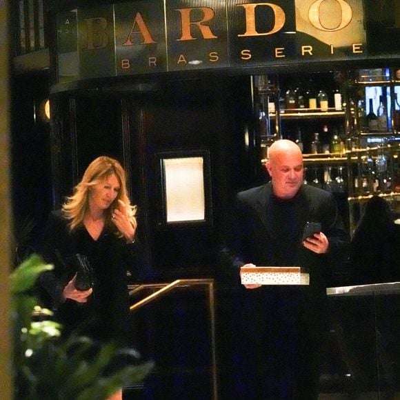 Exclusif - Andre Agassi et sa femme Steffi Graf à la sortie de la brasserie "Bardot" à Las Vegas, le 27 avril 2022. (Backgrid USA / Bestimage).