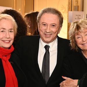 Exclusif - Michel Drucker, Brigitte Fossey et Daniele Thompson . M.Drucker reçoit la médaille de Commandeur de la Légion d’honneur par le président de la République Française Emmanuel Macron au palais de l'Elysée à Paris, le 13 février 2025.
© Guillaume Gaffiot / Bestimage