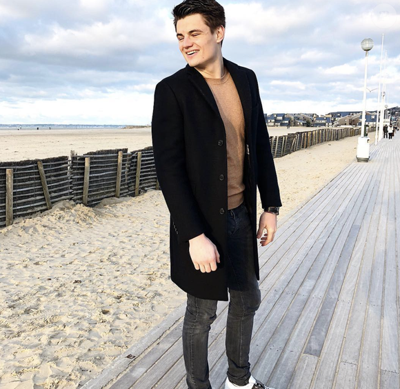 Jade Pradin va épouser son compagnon, le handballeur professionnel Geoffroy Carabasse