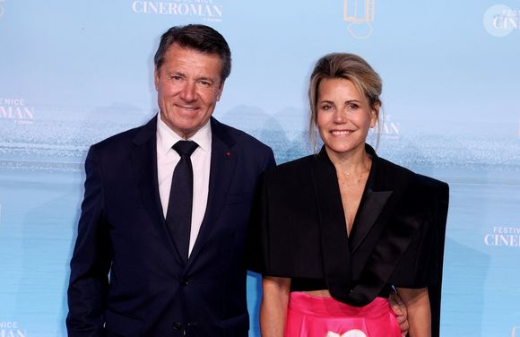 Christian Estrosi et Laura Tenoudji - Tapis rouge de la soirée de clôture de la 7ème édition du festival Cineroman à Nice le 4 octobre 2025. © Bebert-Jacovides/Bestimage