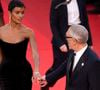 Vincent Cassel et Narah Baptista protègent l'identité de leur fils Caetano, né en janvier 2025, mais partagent toutefois des moments de leur vie de famille
L'acteur français Vincent Cassel et sa compagne, la mannequin brésilienne Narah Baptista,  arrivent  pour la projection du film « Histoires Parallèles » (Parallel Tales) lors de la 79e édition du Festival de Cannes, à Cannes, dans le sud de la France, le 14 mai 2026. 

Photo de Eliot Blondet/ABACAPRESS.COM