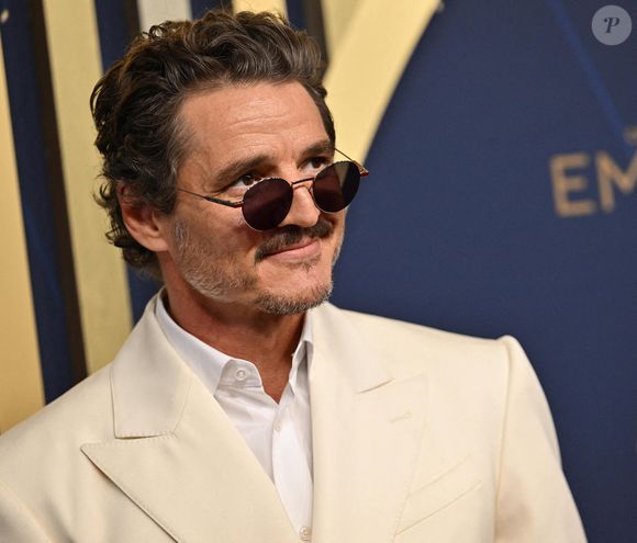 Pedro Pascal arrive à la 77e cérémonie annuelle des Primetime Emmy Awards au Peacock Theater à Los Angeles le dimanche 14 septembre 2025. Photo by Chris Chew/UPI/ABACAPRESS.COM