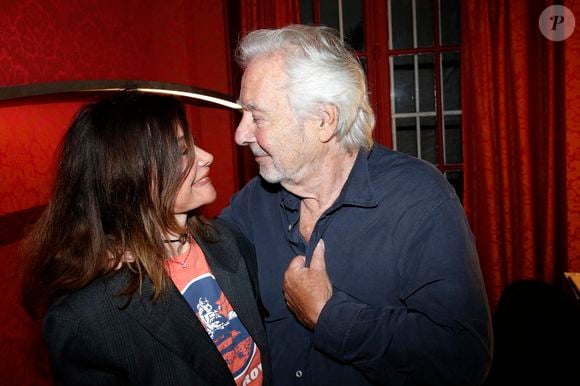 Evelyne Bouix et son mari Pierre Arditi - Cocktail à la suite de la Générale de la Pièce " Je me souviendrai... de presque tout " au Théâtre Montparnasse à Paris le 18 Septembre 2025.

© Bertrand Rindoff / Bestimage