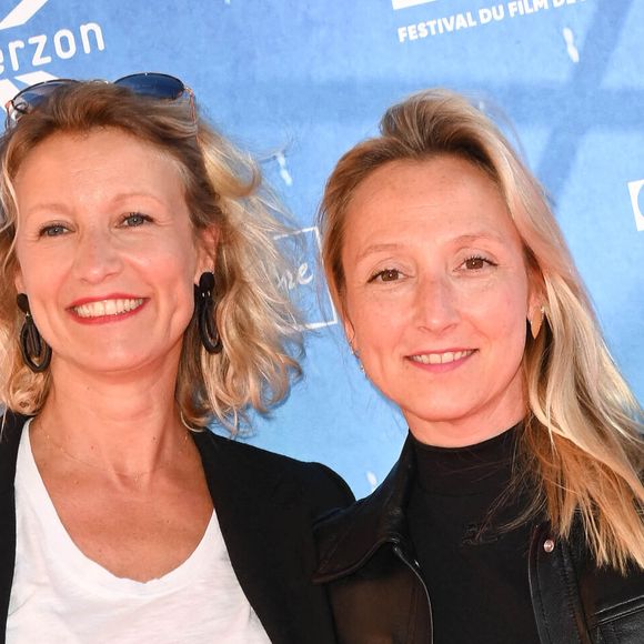 Alexandra Lamy et Audrey Lamy - Photocall de la première édition du Festival du Film de Demain au Ciné Lumière à Vierzon. Le 3 juin 2022
© Coadic Guirec / Bestimage
