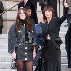 Sophie Marceau et sa fille Juliette Lemley au défilé Schiaparelli "Collection Haute Couture Printemps/Eté 2026" lors de la Fashion Week de Paris, le 26 janvier 2026

© Christophe Aubert via Bestimage