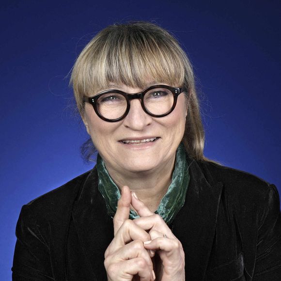 Christine Bravo pose lors d'une séance de portrait à Paris, France, janvier 2023. Photo par VIM/ABACAPRESS.COM