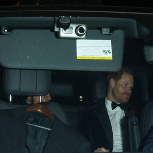 Le prince Harry et Meghan Markle quittant la soirée d'anniversaire de Kris Jenner à Beverly Hills, dans la maison de Jeff Bezos, le 8 novembre 2025. © Backgrid USA / Bestimage