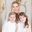 Charlène de Monaco pose avec ses enfants, Jacques et Gabriella , pour une occasion spéciale : leur ressemblance avec leur mère est frappante