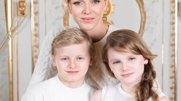 Charlène de Monaco pose avec ses enfants, Jacques et Gabriella , pour une occasion spéciale : leur ressemblance avec leur mère est frappante