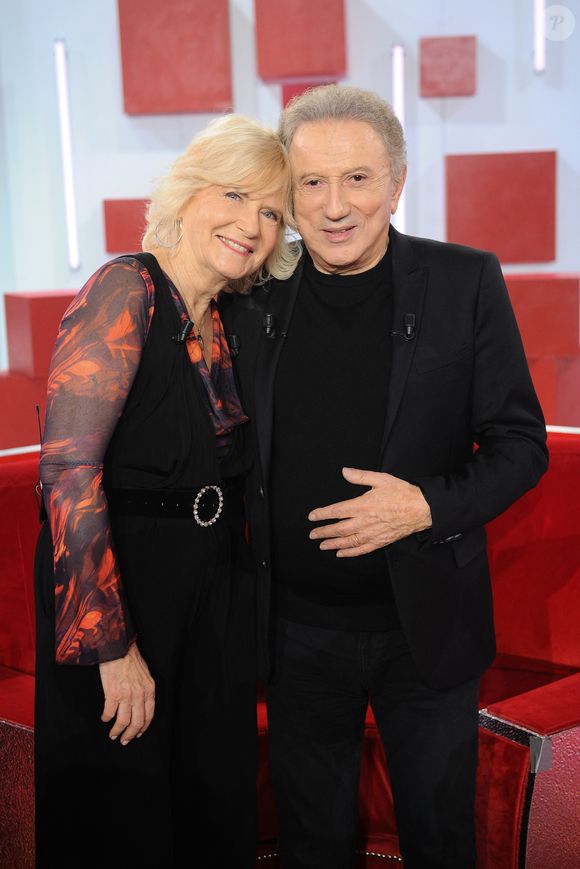 Exclusif - Catherine Ceylac et Michel Drucker - Enregistrement de l'émission Vivement dimanche au studio Rive Gauche , presentée par Michel Drucker . Diffusion sur France 3 le 22/03/2026. Photos prises le 11 mars 2026. © Guillaume Gaffiot / Bestimage