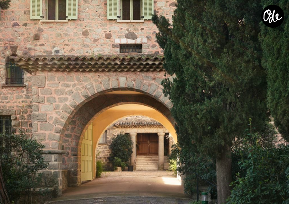 Le Domaine des Aspres, dans le sud de la France, est à vendre.