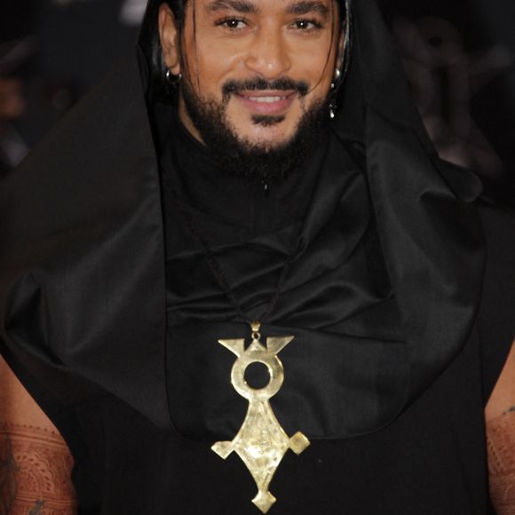 Deux techniciens ont déposé plainte contre le chanteur de Mon amour, révélé en 2016 dans "The Voice" sur TF1. 
Slimane lors des 26e NRJ Music Awards, le 01 novembre 2024 à Cannes, France.