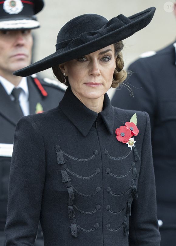Kate Middleton, princesse de Galles, lors de la cérémonie du souvenir organisée par la Royal British Legion au National Memorial Arboretum dans le Staffordshire le 11 novembre 2025. Photo par GOFF  / BESTIMAGE