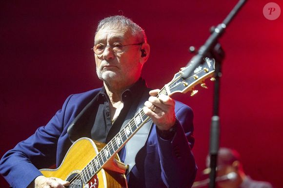 Les tournée L'Héritage Goldman ont été montées dans ce but. 

Michael Jones lors du concert l'Héritage Goldman qui revisite les plus grandes chansons de Jean-Jacques Goldman à Lyon, le 03/03/24. Photo Sandrine Thesillat