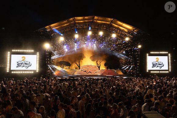 La deuxième édition a eu lieu les 27 et 28 juin à Juan-les-Pins et sera diffusée ce mardi 15 juillet 2025 sur TF1.

Exclusif - Enregistrement de l'émission "L'humour à la plage" pour la 2eme édition du festival de Juan les Pins à la pinède Gould le 27 juin 2025. © Bruno Bebert / Bestimage