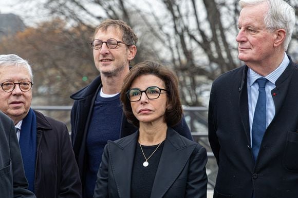 Rachida Dati, Michel Barnier - R.Dati, ministre de la Culture, célèbre le 475ème anniversaire des Bouquinistes sur les quais de Seine à Paris, le 14 novembre 2025. © Florian Savina / Bestimage
