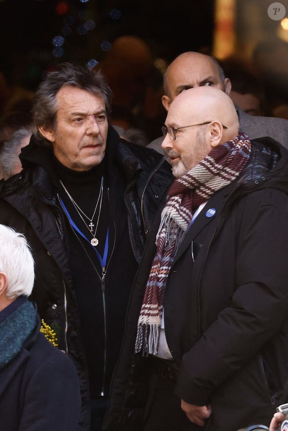 Jean-Luc Reichmann, Bruno Jacquelin (Responsable de la Communication de la Fondation Brigitte Bardot) - Sorties des obsèques de Brigitte Bardot en l'église Paroissiale Notre-Dame-de-l'Assomption de Saint-Tropez, France, le 7 janvier 2026.  © Jacovides-Moreau/Bestimage