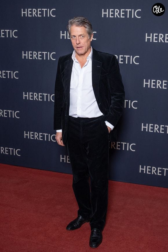Hugh Grant comptait parmi les nombreux invités des mariés.

Hugh Grant assiste à la première parisienne du film « Heretic » au Grand Rex, le 19 novembre 2024 à Paris, en France. Copyright : Nasser Berzane/ABACAPRESS.COM