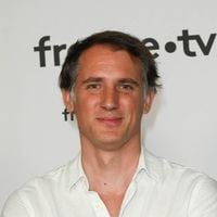 "Ça m'a défiguré plusieurs mois" : Raphaël de Casabianca explique pourquoi il a vraiment quitté Rendez-vous en terre inconnue