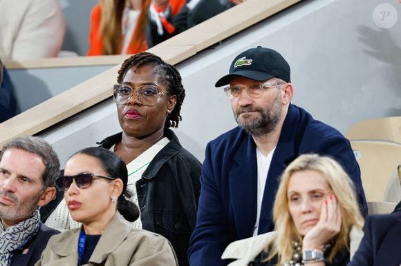 Claudia Tagbo et son mari "Stronger" en tribunes lors des Internationaux de France de Tennis de Roland Garros 2025, à Paris, France, le 6 juin 2025. © Jacovides-Moreau/Bestimage