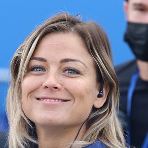 Si l'ancienne footballeuse est une amoureuse du ballon rond, il est loin d'être le seul sport qu'elle pratique. 


Laure Boulleau au Parc des Princes à Paris, France, le 12 août 2021. © Panoramic/Bestimage