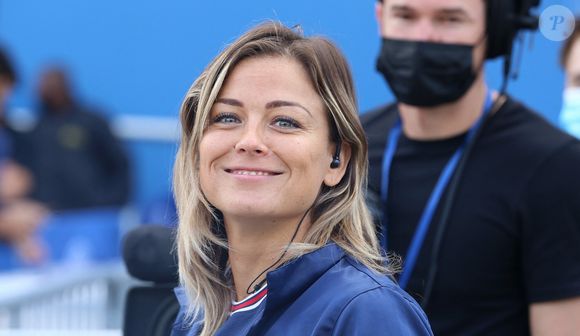 Si l'ancienne footballeuse est une amoureuse du ballon rond, il est loin d'être le seul sport qu'elle pratique. 


Laure Boulleau au Parc des Princes à Paris, France, le 12 août 2021. © Panoramic/Bestimage