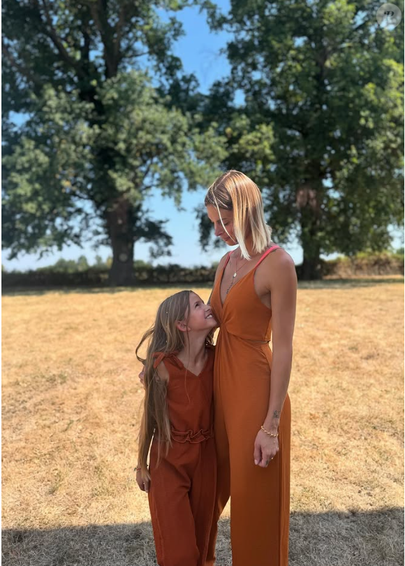 Roxanne et Michel Augoyard sont à la tête d'une fratrie de cinq enfants dans "Familles nombreuses, la vie en XXL" sur TF1.