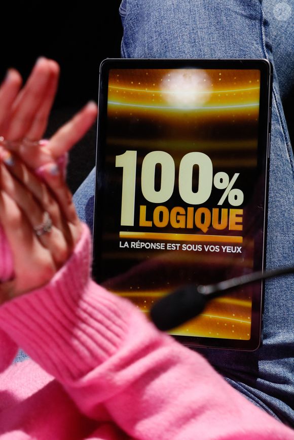 Exclusif  - Enregistrement de l'émission "100% logique" présentée par C. Feraud et qui sera diffusée le 5 avril 2024 au Studio du Lendit à Saint-Denis, France, le 20 décembre 2024. © Christophe Clovis / Bestimage