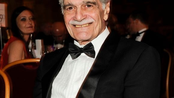 Cette actrice française se confie sur sa discrète romance de 30 ans avec Omar Sharif, jamais officialisée : "Il ne voulait pas avoir de responsabilité..."