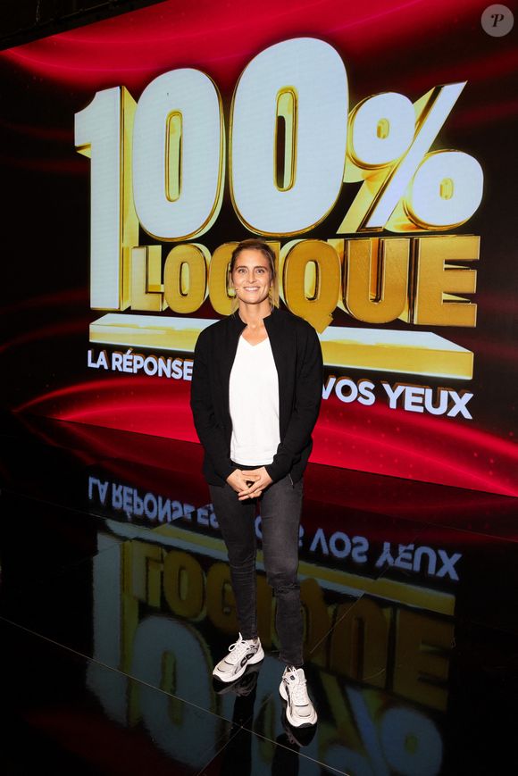 Exclusif - Pauline Deroulede en backstage de l'enregistrement de l'émission "100% Logique", présentée par C.Féraud et diffusée le 7 mars 2026 sur France 2, à Saint Denis, France, le 26 novembre 2025. © Jeremy Melloul/Bestimage