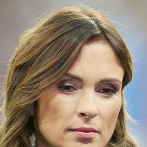 Pourtant, si elle a longtemps incarné le sport à l’écran, elle n’a elle-même commencé à en pratiquer qu’à l’âge de 30 ans. 

Isabelle Ithurburu en tribunes du deuxième test-match de rugby de l’Autumn Nations Series 2024 opposant l'équipe de France à l'Équipe de Nouvelle-Zélande "All Blacks" (30-29) au Stade France à Saint-Denis, Seine Saint-Denis, France, le 16 novembre 2024. © Cyril Moreau/Bestimage