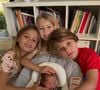 Lucy, Nicolas, Mary et Romeo sont les quatre enfants d'Anna Kournikova et Enrique Iglesias.

Photo de Lucy, Nicolas, Mary et Romeo, les quatre enfants d'Anna Kournikova et Enrique Iglesias, partagée par le couple le 28 décembre 2025 sur Instagram.