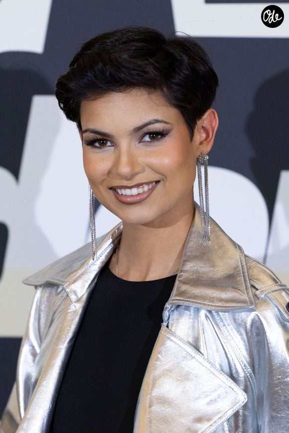 Eve Gilles, Miss France 2024, pose lors d'une séance photo organisée pour présenter la nouvelle saison de l'émission « Star Academy » au Grand Rex, à Paris, le 29 septembre 2025. Photo d'Alexis Jumeau/ABACAPRESS.COM