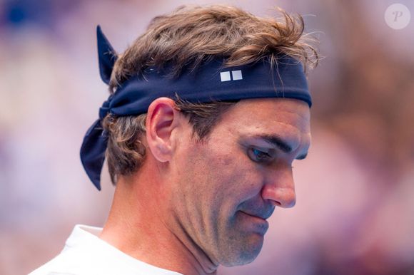La suite parentale bénéficie d’un immense dressing, et chaque chambre dispose de sa propre salle de bains privative.

Roger Federer lors de la première journée de l'Open d'Australie 2026 à Melbourne Park le 18 janvier 2026 à Melbourne, Australie. © PsnewZ/Bestimage