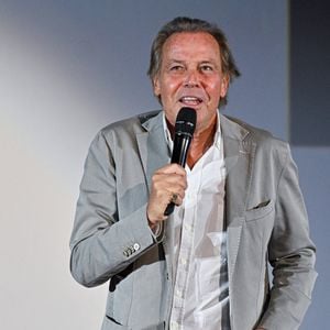 Michel Leeb prend la parole lors d'un hommage rendu à Pierre Arditi dans le cadre du Festival du film de Valenciennes, le 27 septembre 2021 à Valenciennes, en France. Photo de F. Andrieu/Isopix/ABACAPRESS.COM