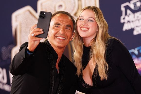 Nikos Aliagas et Helena Bailly assistent au 27ème NRJ MUSIC AWARDS au Palais des Festivals le 31 octobre 2025 à Cannes, France.  Photo by Anne Barson/ABACAPRESS.COM