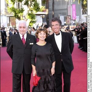Cannes-France. 24/05/2003. L'acteur français Jean-Claude Brialy, Jack Lang et sa femme arrivent à l'hommage rendu à Jeanne Moreau lors du 56ème Festival de Cannes. © Arnal-Hahn-Nebinger/ABACA