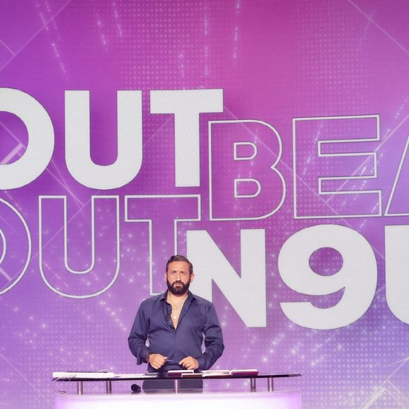 Exclusif - Cyril Hanouna, sur le plateau de  TBT9 présenté par C.Hanouna, et diffusé en direct sur W9, Paris, France, le 24 septembre 2025. © Jack Tribeca / Bestimage