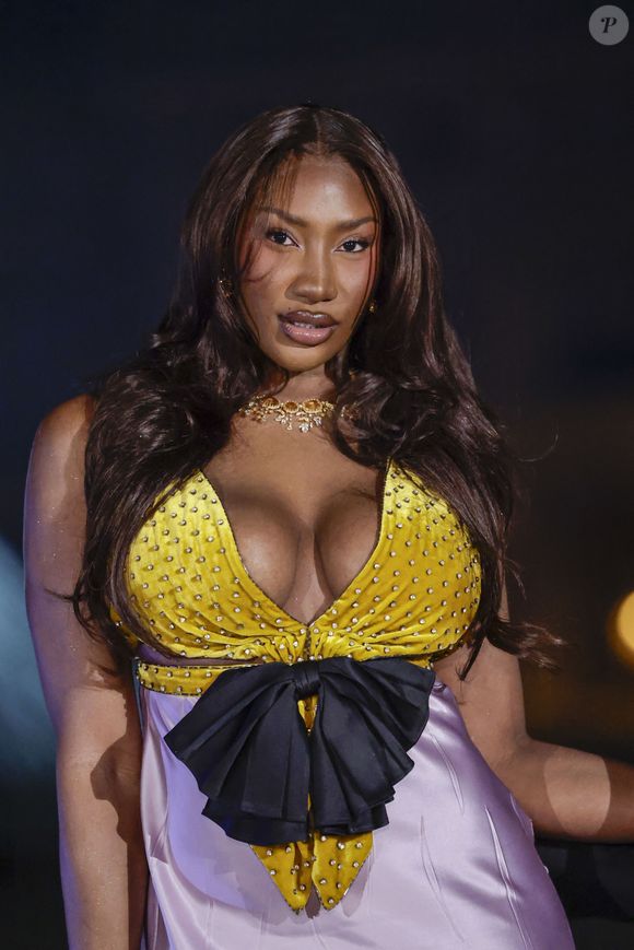 Aya Nakamura - Arrivées au Grand Dîner du Louvre 2026 à Paris pendant la fashion week Prêt à Porter femme automne/hiver 2026-2027 (PFW)
 

 
© Olivier Borde / Bestimage